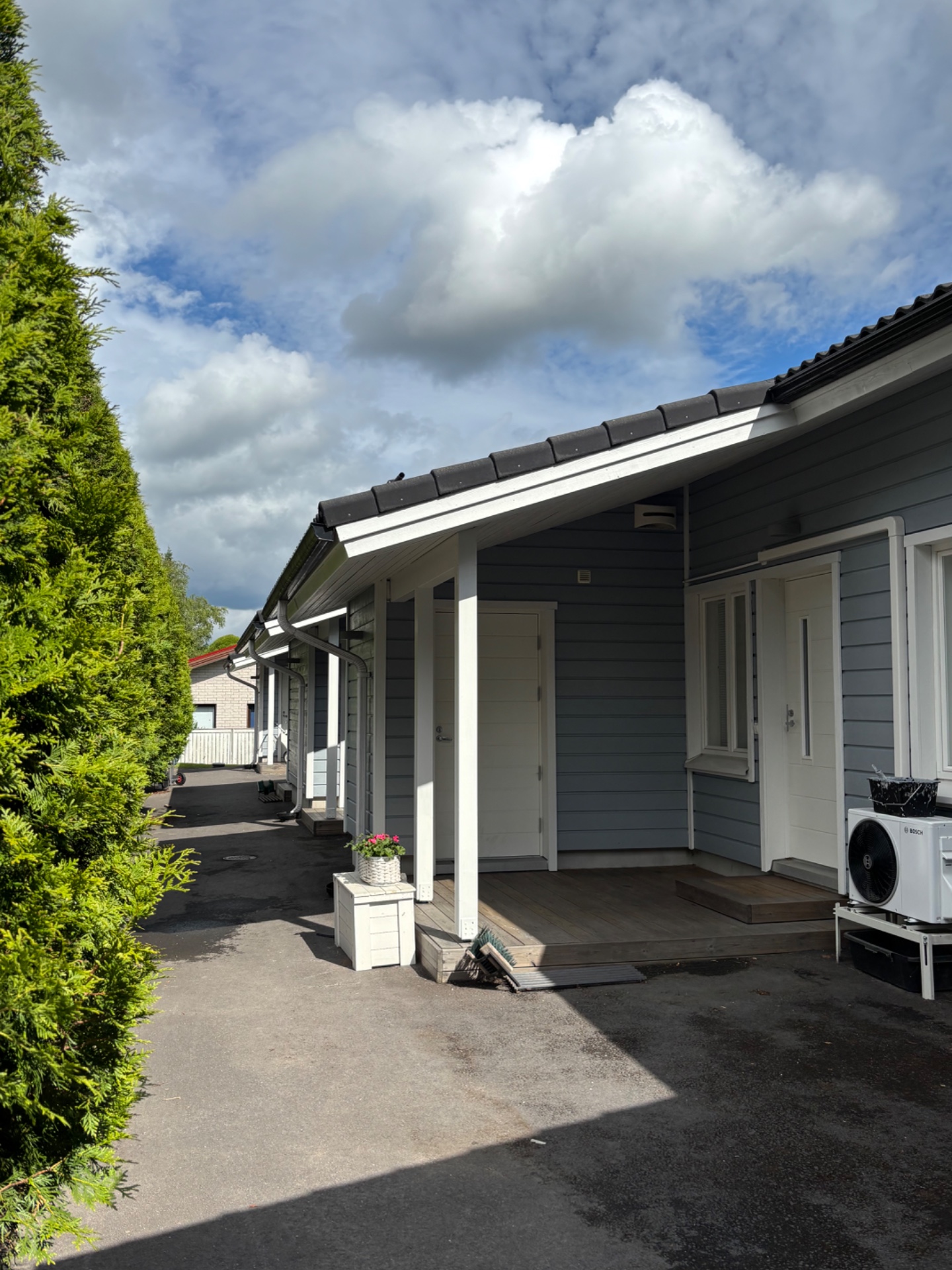 Taloyhtiön julkisivumaalaus Järvenpää – kuva 4
