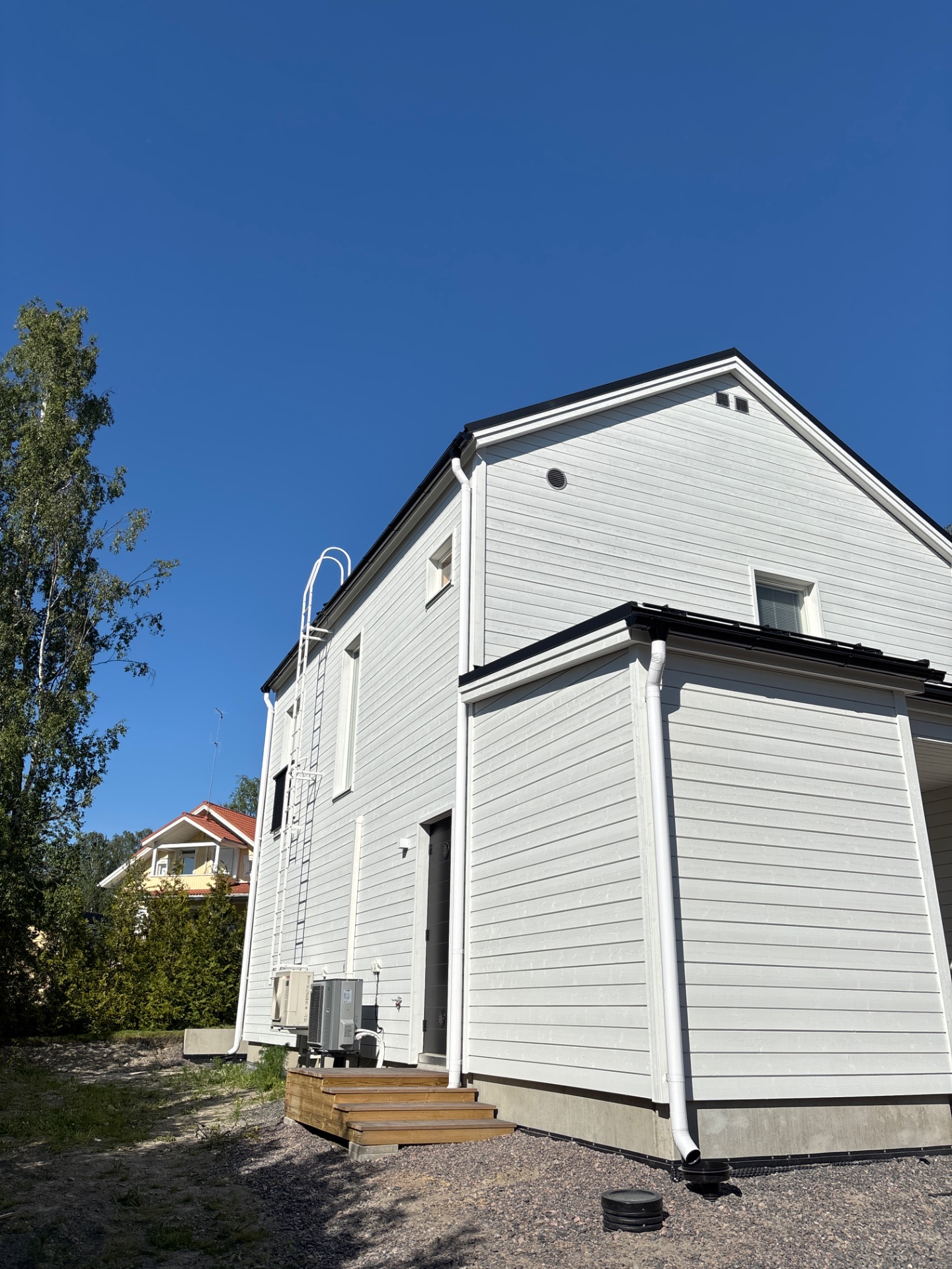 Talon ulkomaalaus Espoo – kuva 3